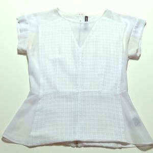 White shirt sleeve blouse